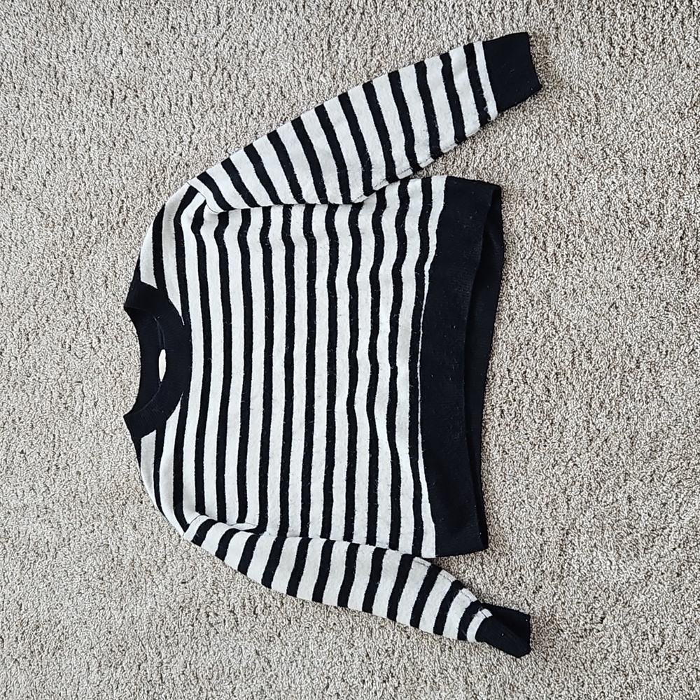 H&M women's S striped sweater